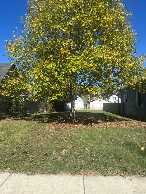 2032 Lexington Ave, Indianapolis, IN, 46203-1331 | Card Image