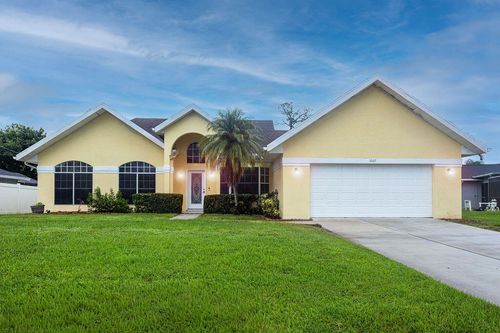 1067 Se Floresta Dr, Port St Lucie, FL, 34983-2788 | Card Image