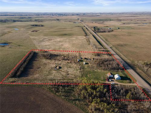 39218 Highway 36, Castor, AB, T0C0X0 | Card Image