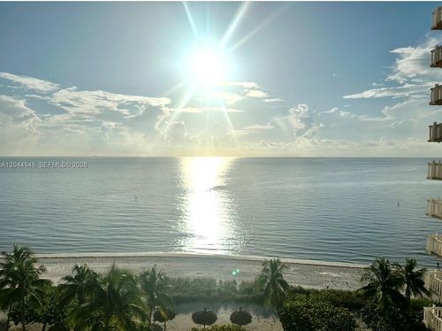 b705-1111 Crandon Blvd, Key Biscayne, FL, 33149-2737 | Card Image
