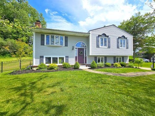 4030 Dividend Dr, Washington, PA, 15301-9215 | Card Image