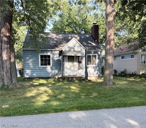 635 Tioga Trl, Willoughby, OH, 44094-7226 | Card Image