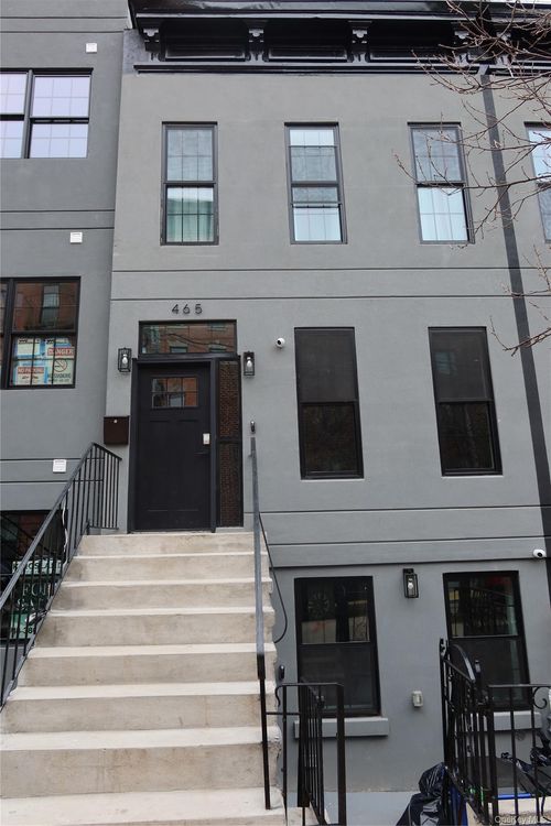465 E 143rd St, Bronx, NY, 10454-1305 | Card Image