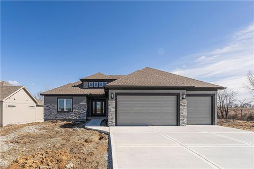 2433 W 177th Street, Overland Park, KS, 66085 | Card Image