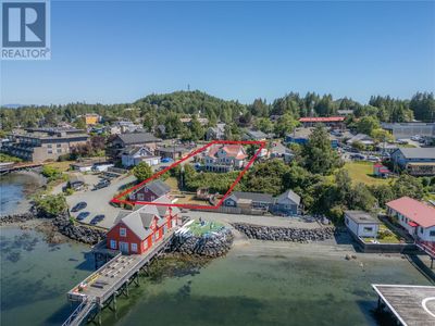 336 Main St, House other with 8 bedrooms, 4 bathrooms and 4 parking in Tofino BC | Image 1