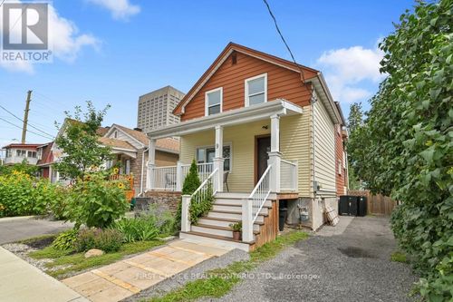 9 Huron Ave N, Ottawa, ON, K1Y0W1 | Card Image