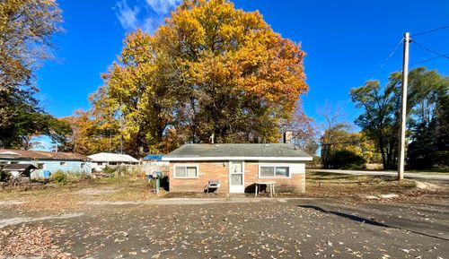 12785 Linway St, Gowen, MI, 49326-9749 | Card Image