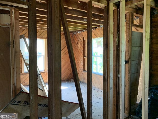 239 E Currahee St, House other with 3 bedrooms, 1 bathrooms and null parking in Toccoa GA | Image 8
