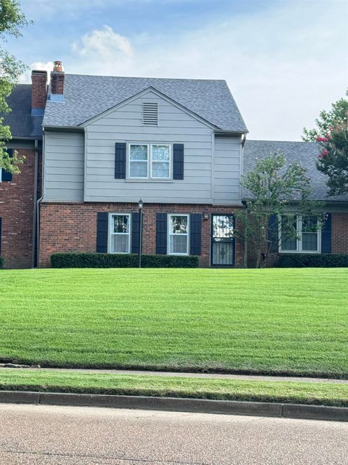 7024 Country Rd, Germantown, TN, 38138-1500 | Card Image