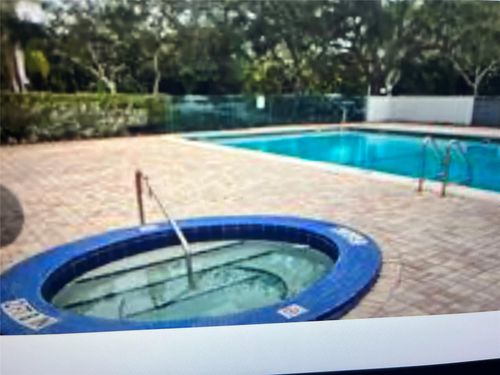 apt-208b-2701 Riverside Dr, Coral Springs, FL, 33065-5550 | Card Image