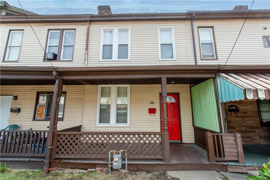 17th Ave, Homestead, PA 15120