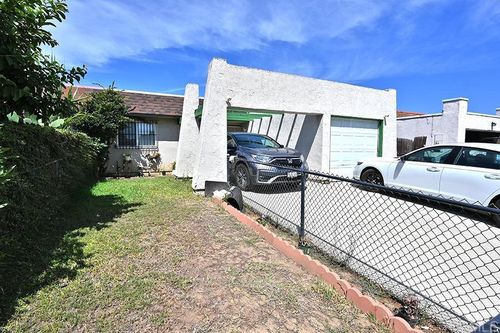 355 Calle Mariposa, Oceanside, CA, 92057 | Card Image