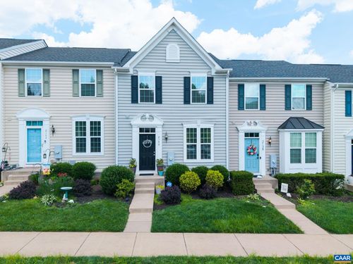 2140 Elm Tree Knl, CHARLOTTESVILLE, VA, 22911-8490 | Card Image