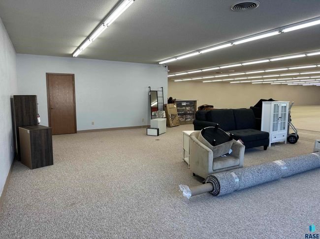 911 Sixth St, Home with 0 bedrooms, 2 bathrooms and null parking in Freeman SD | Image 16