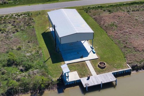 326 County Road 204, Sargent, TX, 77414-2228 | Card Image