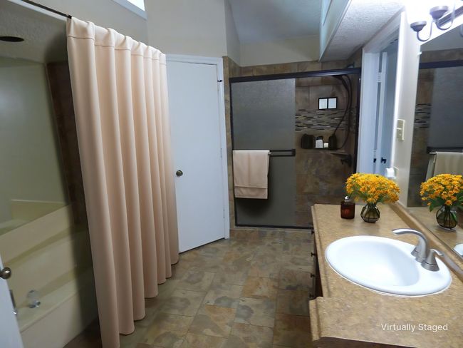 1920 Arbor Creek Dr, House other with 3 bedrooms, 2 bathrooms and null parking in Carrollton TX | Image 20
