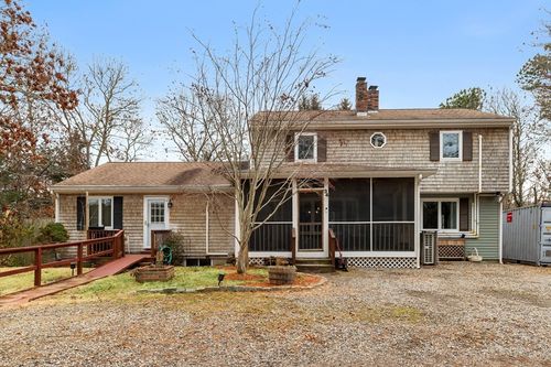 34 Rainbow Ln, Mashpee, MA, 02649-3601 | Card Image