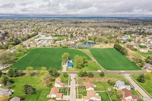 4242 Vaile Ave, Florissant, MO, 63034-1620 | Card Image