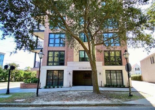 236-33 Calhoun St, Charleston, SC, 29401-3554 | Card Image