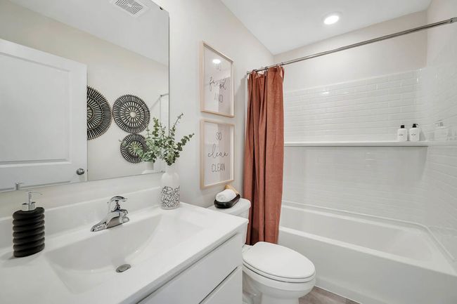 361 Bridgeview Ct, Townhouse with 3 bedrooms, 3 bathrooms and 2 parking in St. Charles IL | Image 29