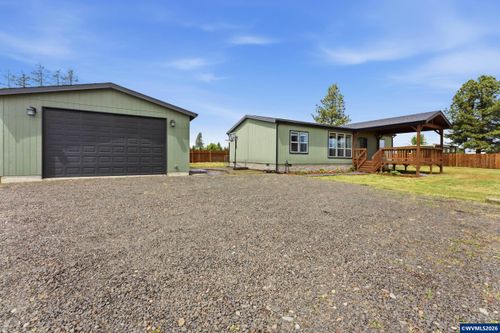 38891 W Scio Rd, Scio, OR, 97374-9549 | Card Image