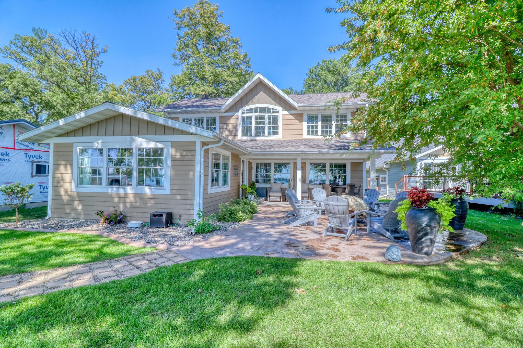Lake Dr, Detroit Lakes, MN 56501