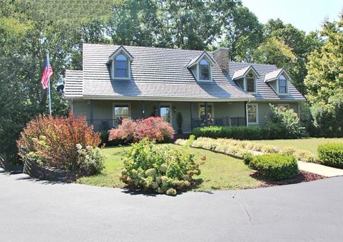 211 Indian Point Rd, Glasgow, KY, 42141-7624 | Card Image