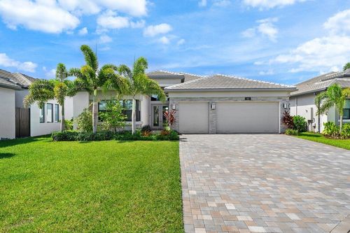 9850 Evergreen Woods Ln, Boynton Beach, FL, 33473-5086 | Card Image