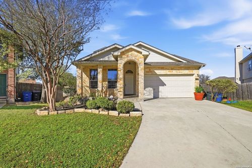 530 Zapata Cir, New Braunfels, TX, 78130-3380 | Card Image