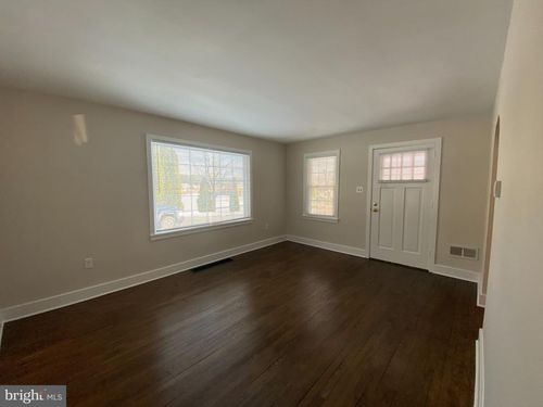 200 Maple Lane, NEW BLOOMFIELD, PA, 17068 | Card Image