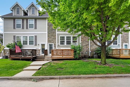 15218 Greenbelt Dr, Urbandale, IA, 50323-2525 | Card Image