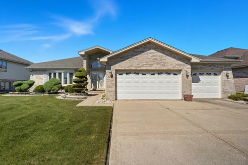 5290 Trinity Pl, Matteson, IL, 60443-1497 | Card Image