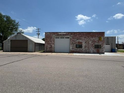 214 N Smith Ave, Kenesaw, NE, 68956-1552 | Card Image
