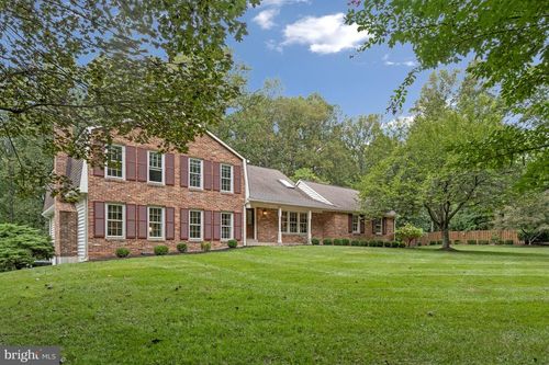 5308 Hexagon Pl, Fairfax, VA, 22030-5416 | Card Image
