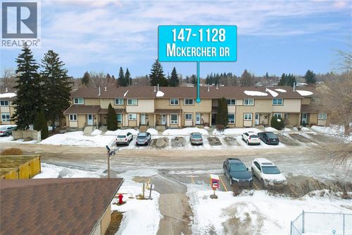 1128 Mckercher Dr, Saskatoon, SK, S7H4Y7 | Card Image