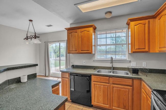105 Maple St, House other with 4 bedrooms, 2 bathrooms and 2 parking in Coahoma TX | Image 15