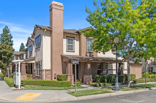 unit-41-980 Silver Spur Cir, Oakdale, CA, 95361-8940 | Card Image