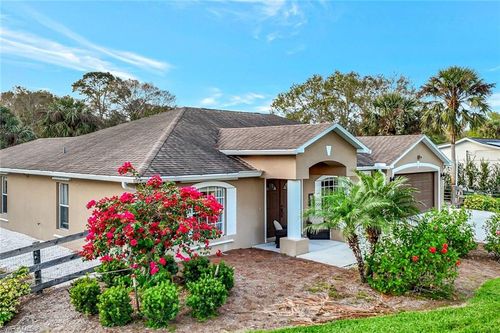 231 16th St, Naples, FL, 34120-3648 | Card Image