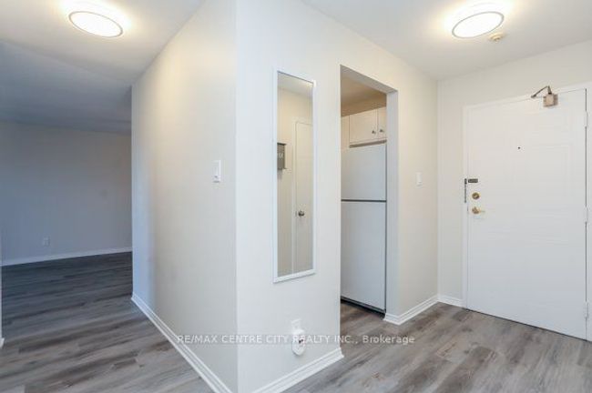 209 - 440 Wellington St, Condo with 2 bedrooms, 1 bathrooms and 1 parking in Saint Thomas ON | Image 9