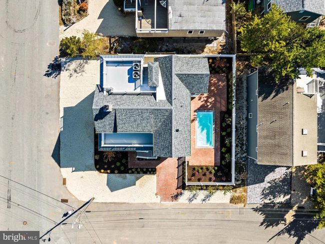 1 Cox Ave, House other with 5 bedrooms, 5 bathrooms and null parking in Harvey Cedars NJ | Image 104