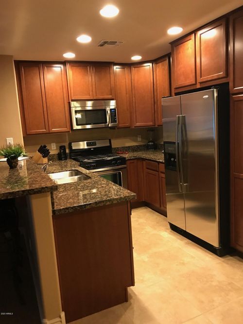 2269-5350 E Deer Valley Dr, Phoenix, AZ, 85054-4126 | Card Image