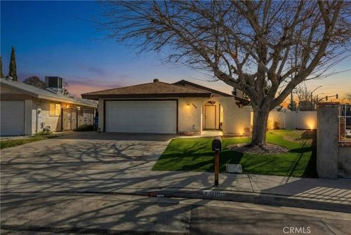 44800 Denmore Ave, Lancaster, CA, 93535-2741 | Card Image