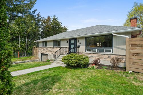 2307 Walsh Ave, Ottawa, ON, K2B7C1 | Card Image