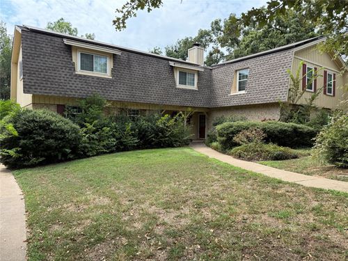 1816 Woodridge Dr, Arlington, TX, 76013-4238 | Card Image