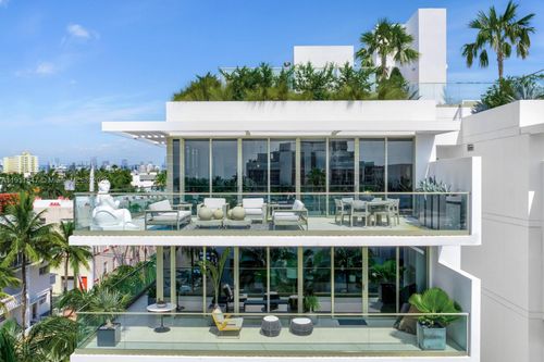 ph3-300 Collins Ave, Miami Beach, FL, 33139-6954 | Card Image