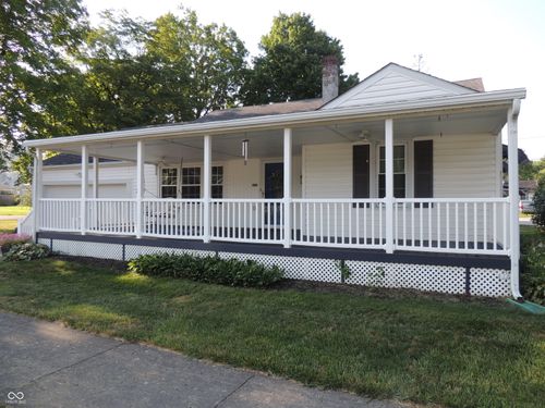 223 W 9th St, Lapel, IN, 46051-5527 | Card Image
