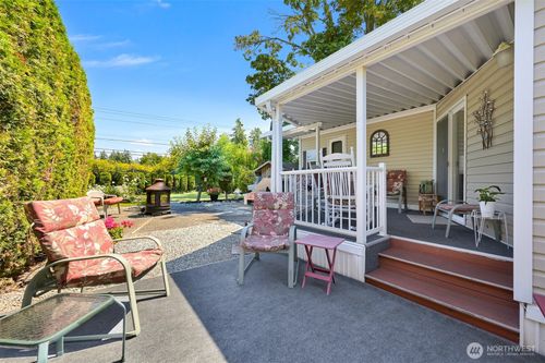 d134-5001 Bay Rd, Blaine, WA, 98230-9401 | Card Image