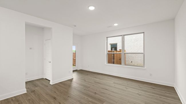 10. 1650 Gracehill - Dining | Image 12