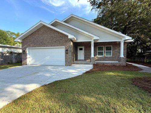 363 Washington Ave, Valparaiso, FL, 32580-1243 | Card Image