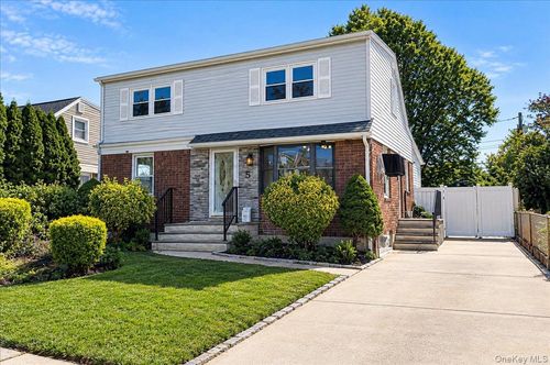 5 Edward Ave, Hicksville, NY, 11801-5244 | Card Image